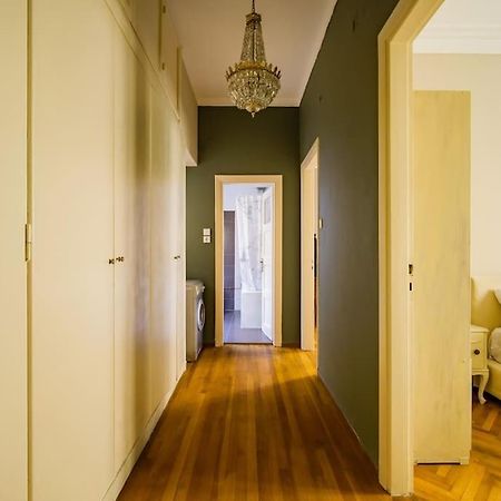 Emporikon Apartment Steps From Historic Center Athena Bagian luar foto